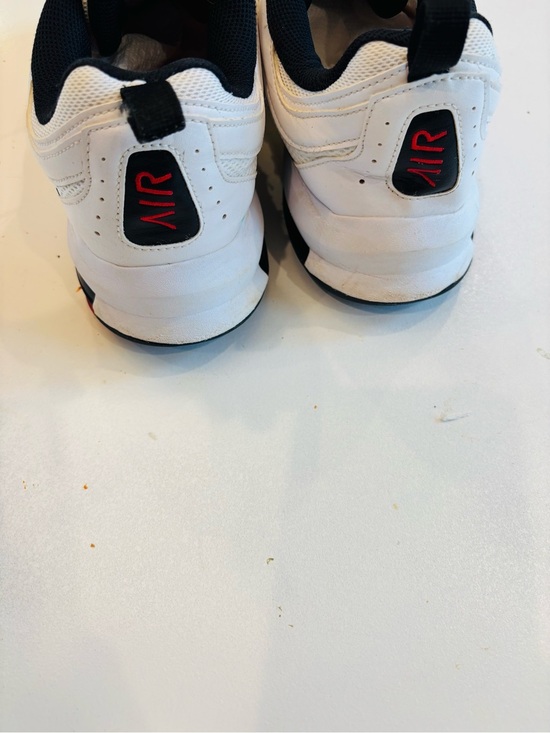 Nike Air Max AP Men’s in White and Red & Black Mesh Running Shoes size 11.5 main image 6